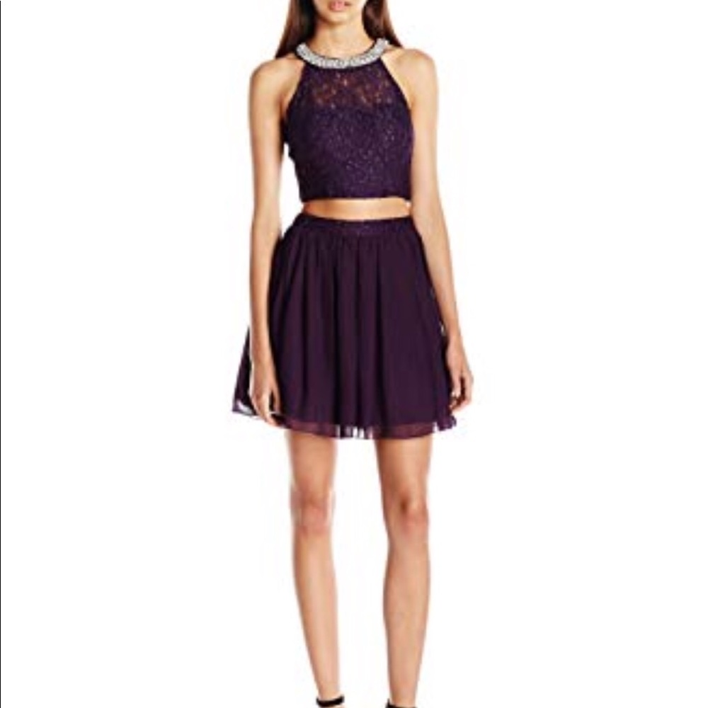 NWT-Speechless- juniors set the top skirt  (A07🌺